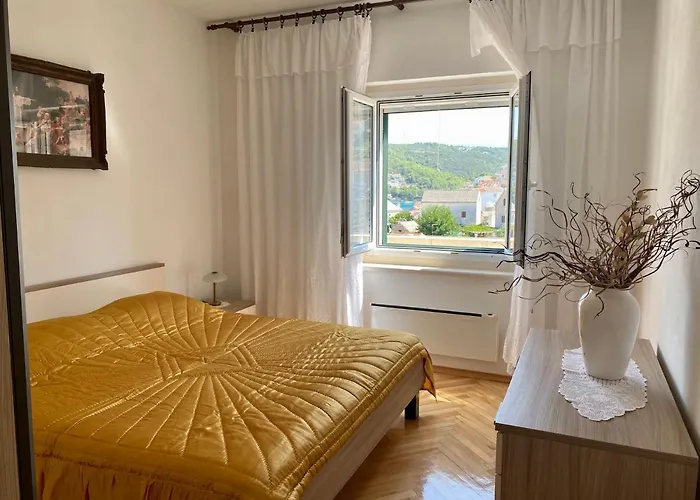 Olga Apartment *