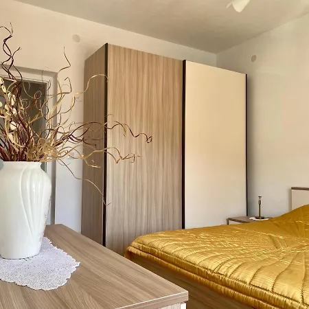 Olga Apartamento Pucisca